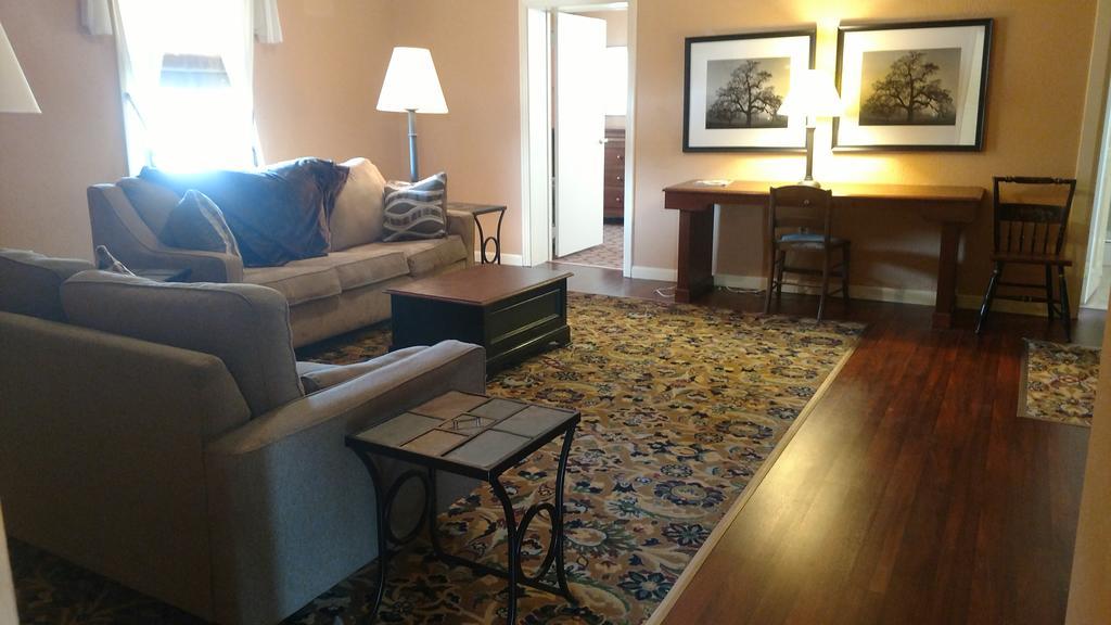 Mccali Manor, Llc Aparthotel Mount Pleasant Εξωτερικό φωτογραφία