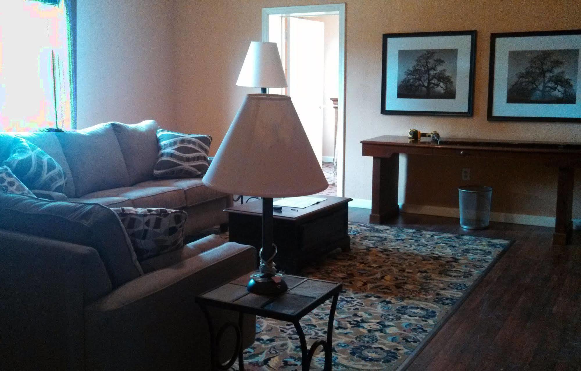 Mccali Manor, Llc Aparthotel Mount Pleasant Εξωτερικό φωτογραφία